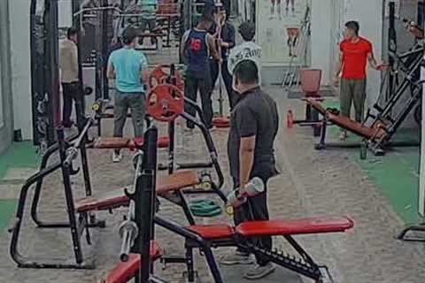 Squats fail😱😱😱 #workout #gymfails #legs #fitness #gym #motivation #health #viral