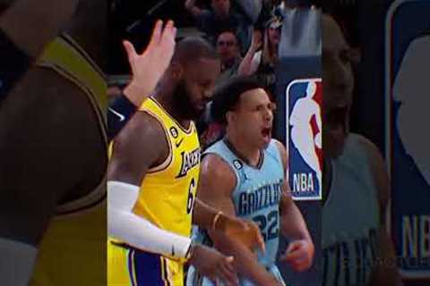 LeBron teaching Grizzlies a lesson 🤣 #shorts