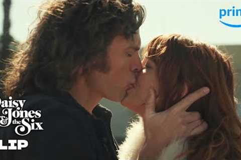 Daisy and Billy’s First Kiss | Daisy Jones &amp; The Six | Prime Video