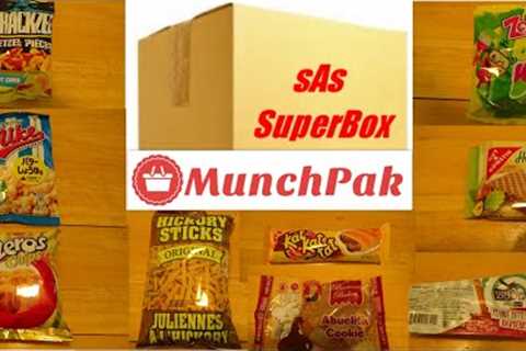 Munchpak Unboxing and Review! | International Snacks | #SnackSociety Superbox