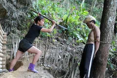 The bad guys come back to steal food, skills, catch forest frogs, survival alone