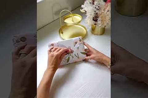 Valentine’s Day gift wrapping ideas #valentinesday #gift #hack