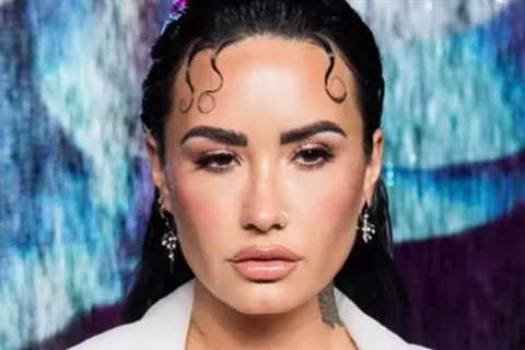 Demi Lovato Explains Why She Reclaimed She/Her Pronouns