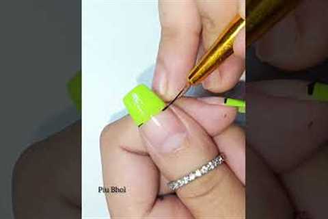 easy nail art design 💅 #piubhol #nailsart #youtubeshorts