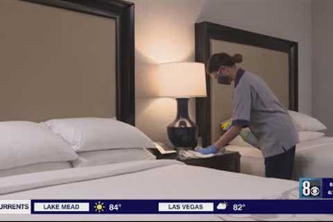 1,800 Las Vegas hotel jobs unfilled, employers competing with new-hire incentives