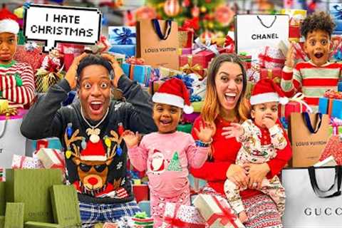 OPENING PRESENTS ON CHRISTMAS MORNING WITH THE PRINCE FAMILY!!
