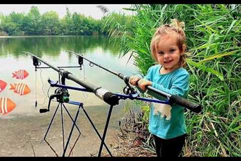 FAMILY RELAXATION on the LAKE  (show my daughter how to fish).