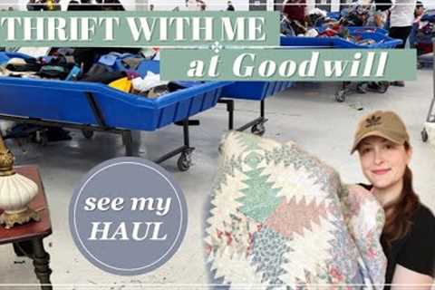 ITS WORTH $900?! THRIFTING GOODWILL + THRIFT HAUL | Goodwill Bins | Home Decor Thrifting