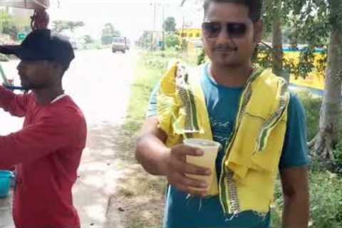 Delhi celebrity drinking shikanji while working kheriya katihar (bihar)..hai garmi🥵  #trending