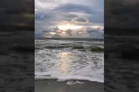 Dangerous Arabian sea #vlog #vlogs #vlogger #vlogging #travel #travelvlog #traveller #arabiansea
