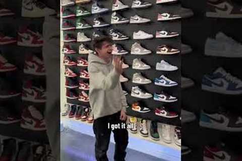 When an OG sneakerhead comes to a sneaker store  😂 (via soldout_la/TT) #shorts