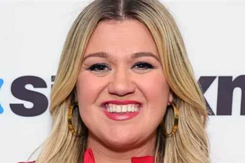 Kelly Clarkson Reveals Famous Men She Won't Date Post-Divorce