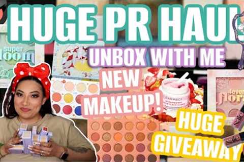 HUGE PR UNBOXING! UNBOXING MAKEUP &amp; SKINCARE! 2023