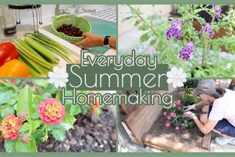 EVERYDAY HOMEMAKING SUMMERTIME! | Food Prep &amp; Storage + Outdoor Living + Easy Dinner Idea