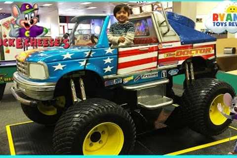 Chuck E Cheese Family Fun Indoor Games and Activities for Kids