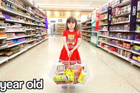 4 Year Old Goes Shopping Alone! | Fizzier
