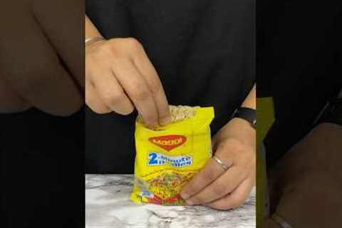 Viral Recipe Aglio e olio Maggi ASMR Cooking #food #shorts #cooking #maggi #indianasmrworld #asmr