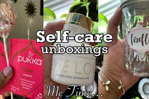Self Care Box Unboxing | Monthly Subscription Boxes for Women | Subscription Unboxing Videos