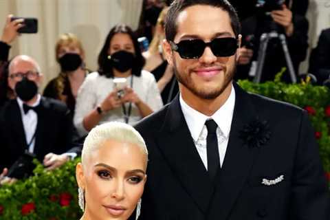 12 Celebs Who Made Wild Confessions About Their Sex Lives