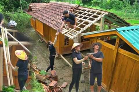 The wooden CABIN is more spacious. Together face the difficulties together when building a new life