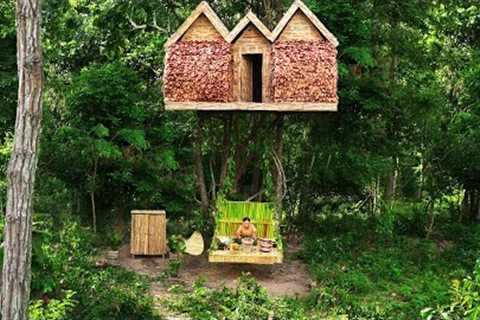 Survival Girl Living Alone Building a Private Luxury Tree House Complete in the Atmospheric Forest