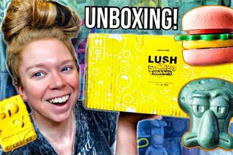 Lush JULY Makeup Perfume Subscription Box! - Lush Kitchen Unboxing