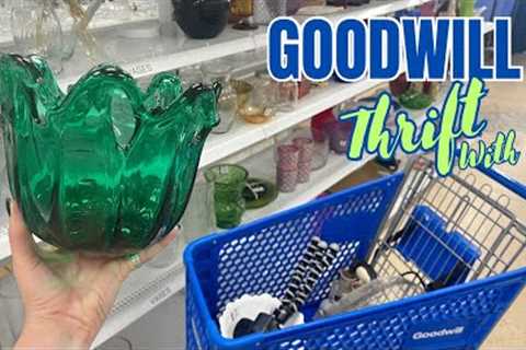 PERFECT In Every Way | Goodwill Thrift With Me | Reselling