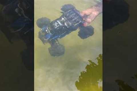 Can the rc car run underwater? #shorts
