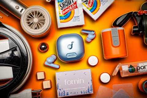 10 TRAVEL Gadgets for Every Traveler! - 2023