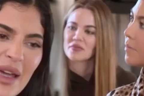 Kylie Jenner Reveals How Sisters Commenting About Her Appearance 'F---ed Me Up' as a Kid