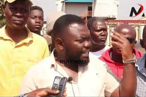 RUTO IN PANIC AS A LORRY CARRYING HIS WEAPONS TO KILL RAILA IS CAPTURED AND BLOCKED IN BUSIA BORDER