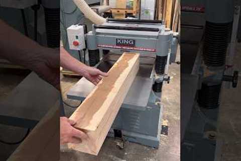 Filling wood beam cracks #woodworker #woodwork #diy #carpentry #woodworking #bois #holz #madera