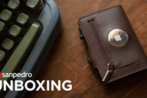 Apple AirTag for The Modern Gentleman's Wallet | ASMR Unboxing