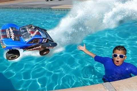 RC Car Driving On Water Adventure!!