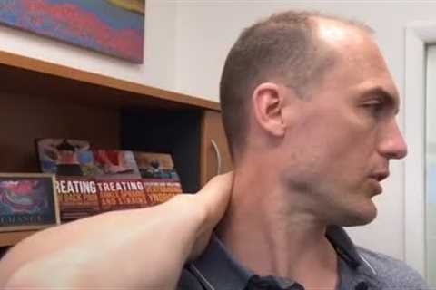 How to Quickly Fix a Kink in Your Neck