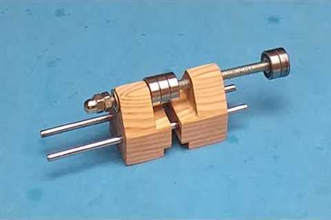Amazing tool that makes tools razor sharp || Homemade woodworking tools ideas