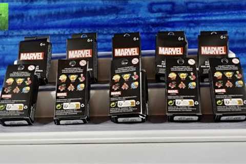 Marvel Summer Fun Loungefly Blind Box Trading Pins Disney Unboxing | CollectorCorner