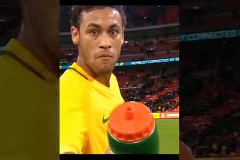 Neymar funny moments🤣#ball #clips #football #neymar #funny #brazil #soccer #psg