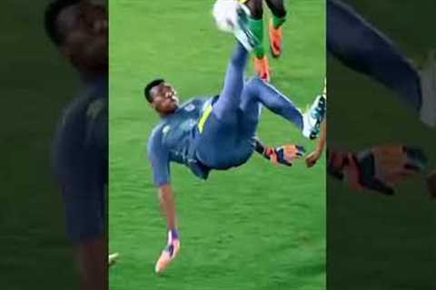 Unbelievable Soccer Goals And Incredible Save😲