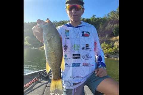 (Lake Texoma Fishing)(Small mouth madness in Txeas)(2nd place finish in lonestar JR. Bassmasters)