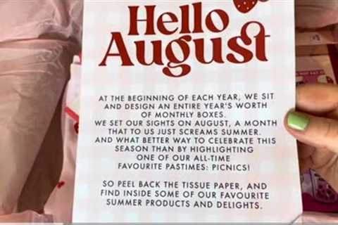 Treatbox Monthly Subscription Box - August | Unboxing (126)