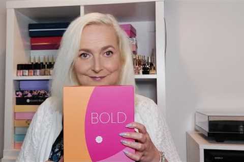 Unboxing Glossybox Subscription Beauty Box - August 2023