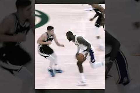 Giannis vs LeBron 😳🔥