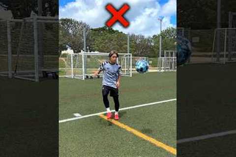 You shold use this BASIC CONTROL👍#football #soccer #footballskills #soccerskills