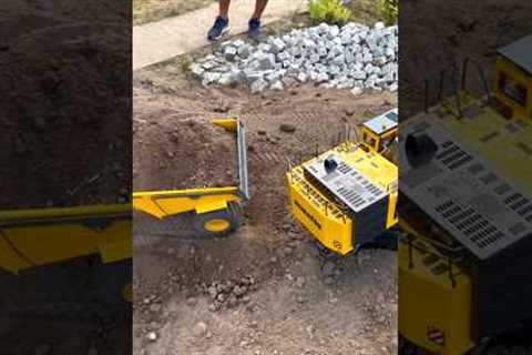 Whats better - Nitro or Electric RC Car? #rccar #rctruck #fyp #shorts #toys #viral #rcmonster