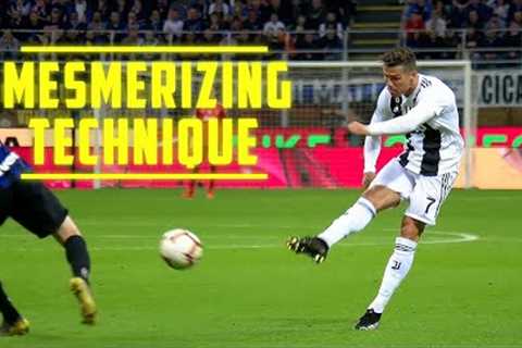 Cristiano Ronaldo's ball striking is just so GOOD!