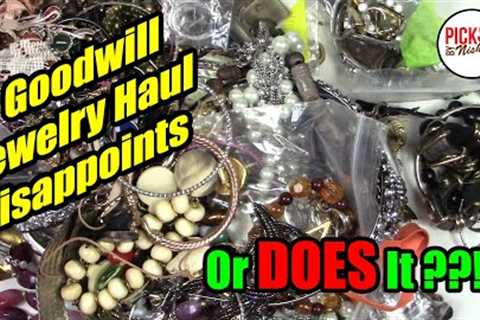 Goodwill Jewelry Haul Unboxing My First Disappointing Bluebox or Not?