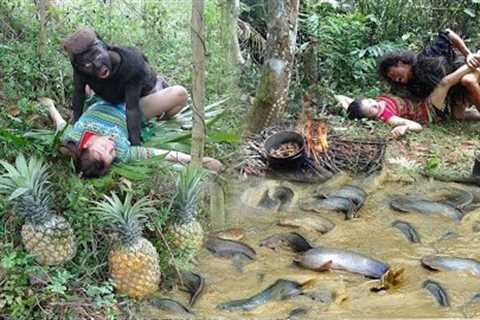 Primitive Life:  Catch and Cooking Fish to Survival | Off Grid Survival Skills
