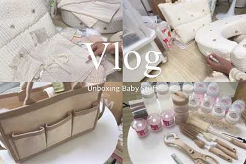 KOREA VLOG 🇰🇷 | UNBOXING BABY STUFF