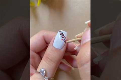 💅🤍Easy dot style nail art design #nailart2023 #naildesign #youtubeshorts #shorts